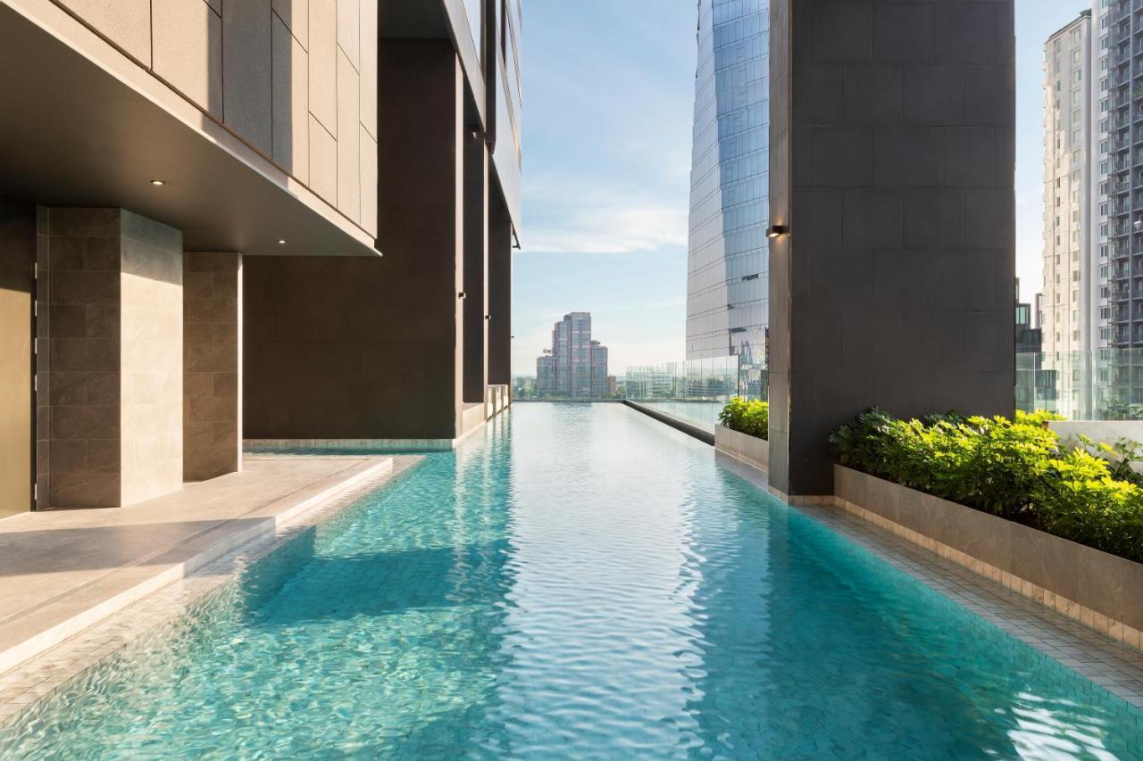 Hotel Ascott Thonglor Bangkok Zewnętrze zdjęcie The Sky Pool