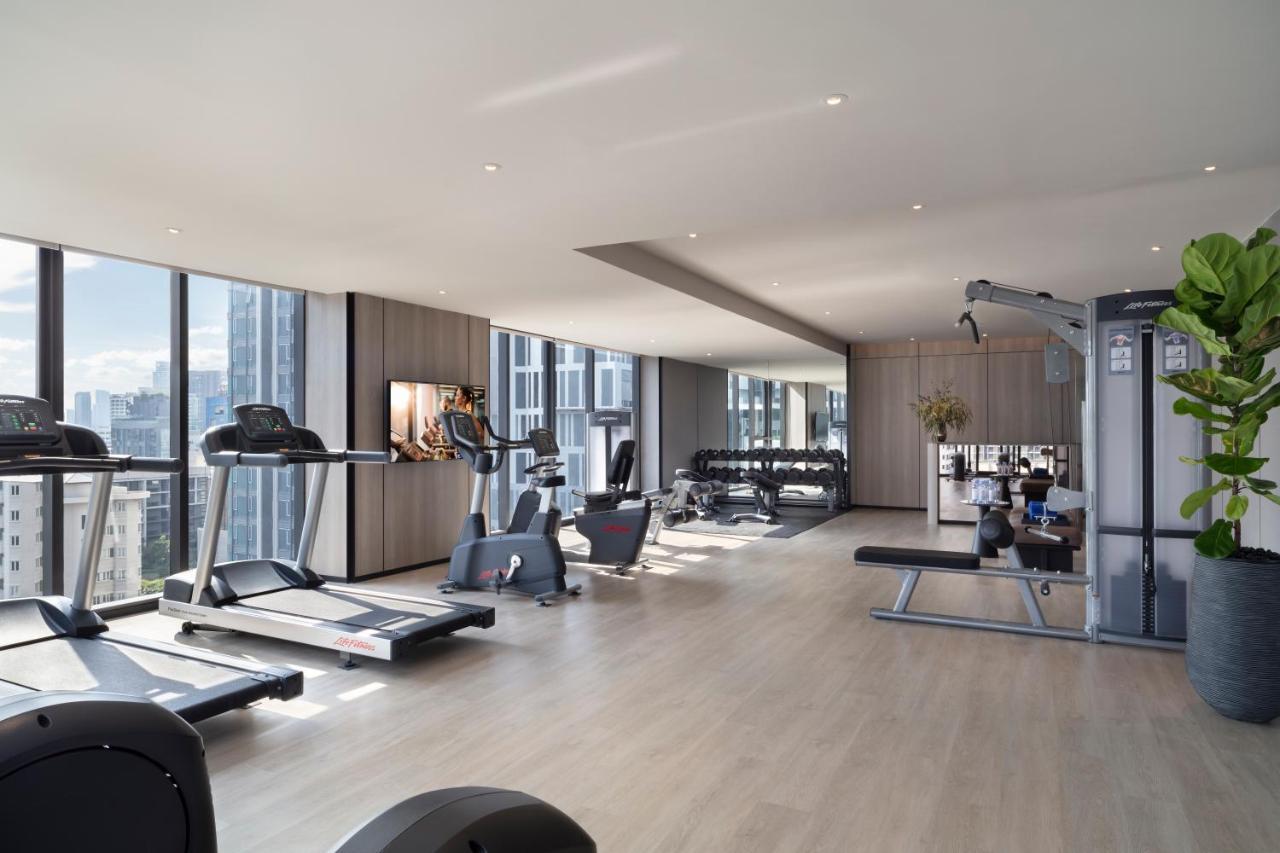 Hotel Ascott Thonglor Bangkok Zewnętrze zdjęcie The gym at the 101 Tower
